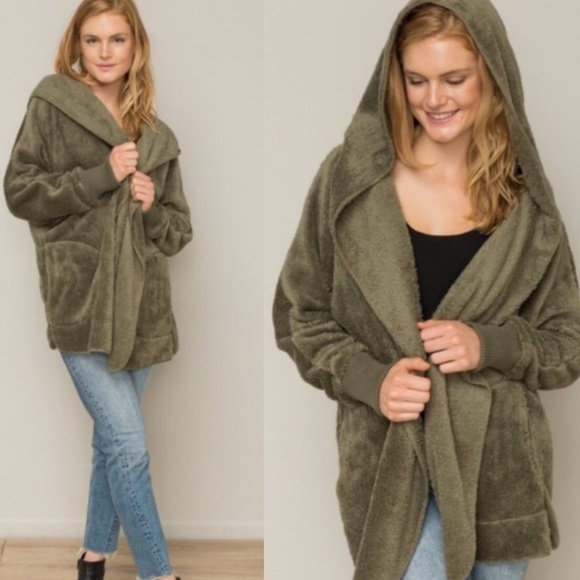 Threadzwear Jackets & Blazers - 1 Left! *NIB* Olive Green Sherpa Jacket
